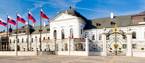 Prezidentský palác na Hodžovom námestí, Bratislava