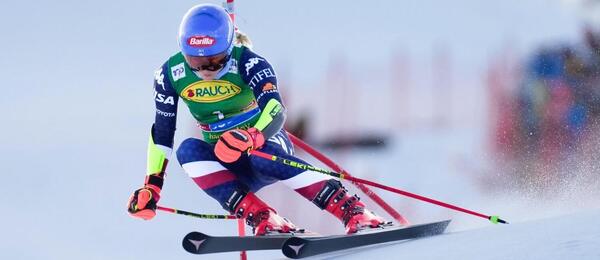 Mikaela Shiffrin počas obrovského slalomu v Söldene.